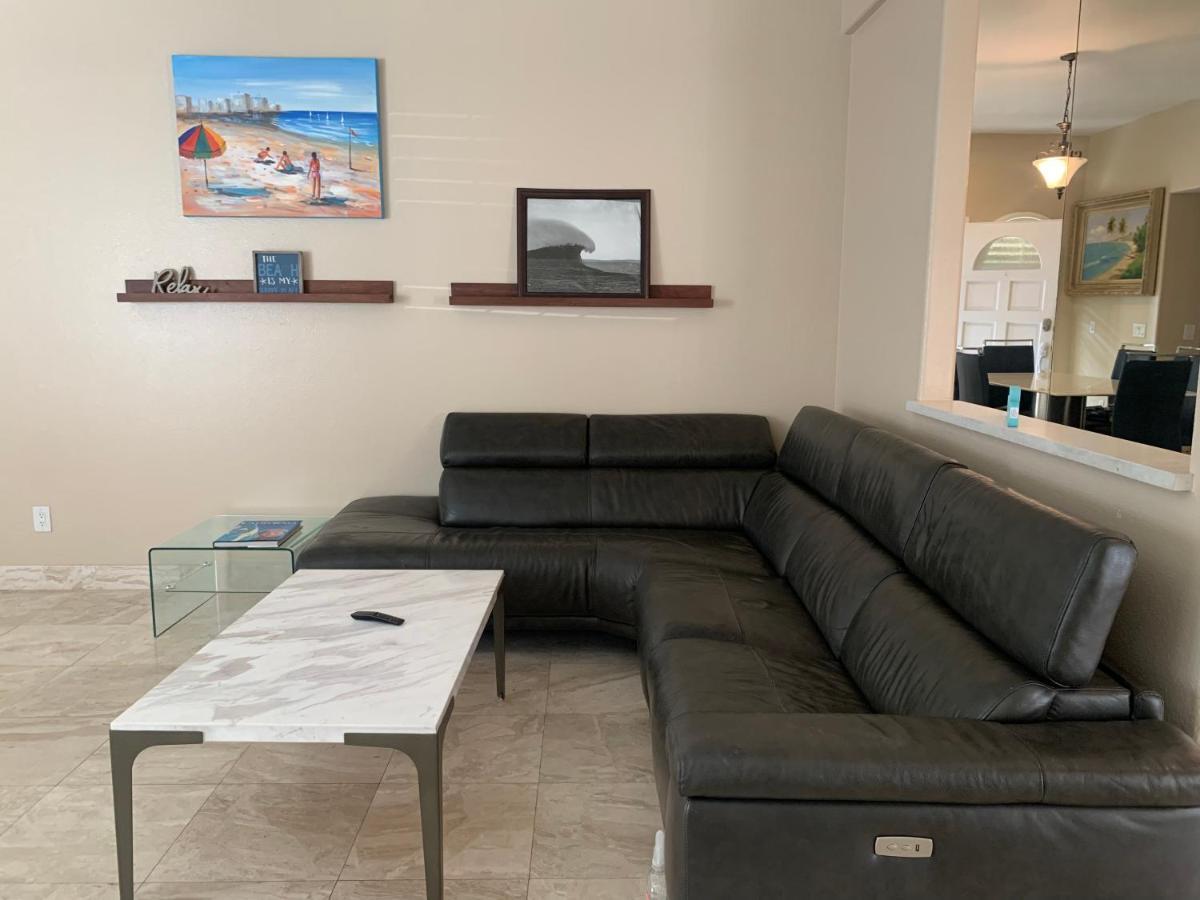 Pacific Breeze Right Next To Huntington Beach Pier! Steps From Beach!! Luaran gambar